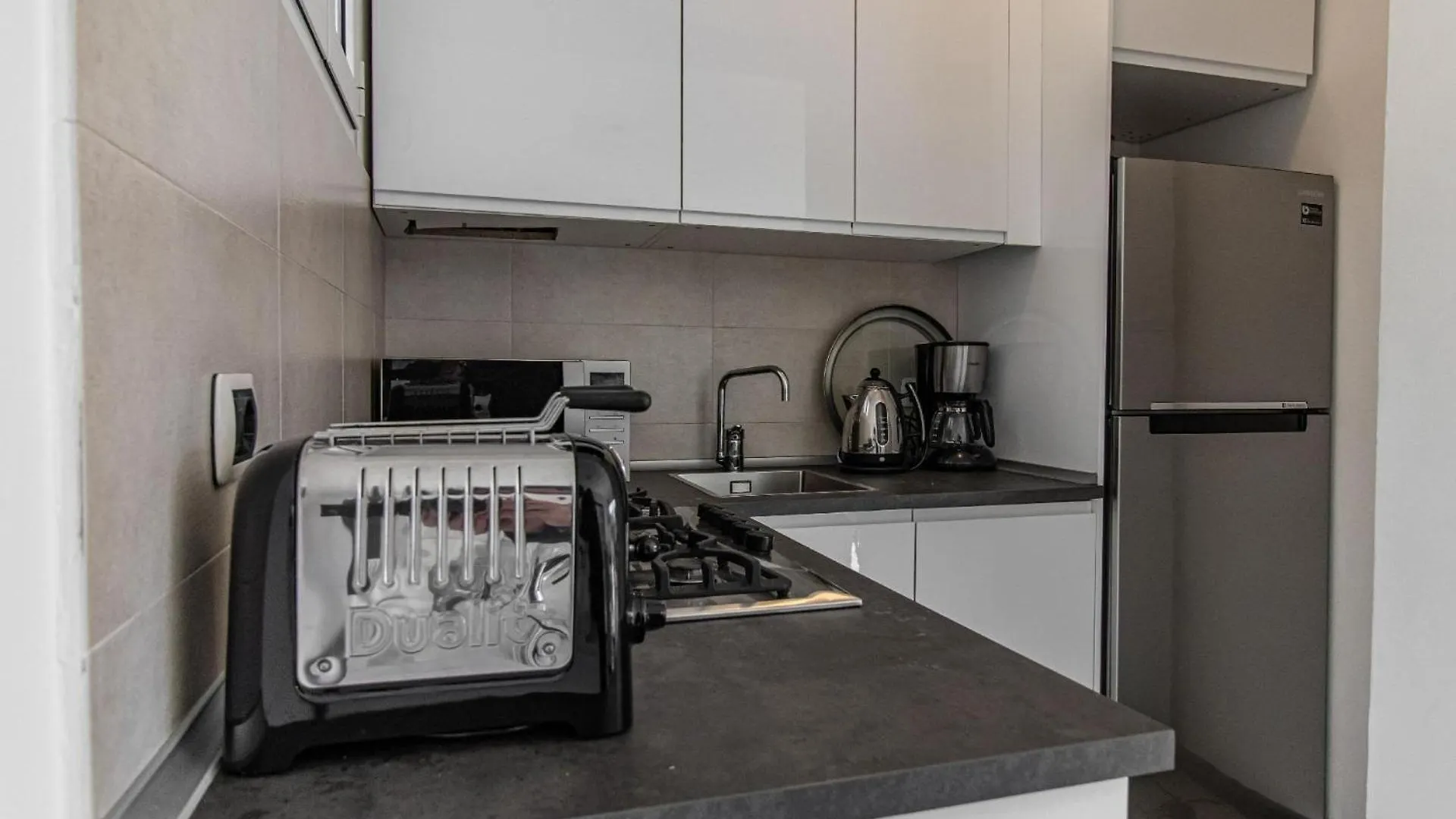Ferienwohnung In Einer Privaten Villa Mit Meerblickterrasse, Auf Dem Huegel Des Capo Berta Diano Marina Apartment